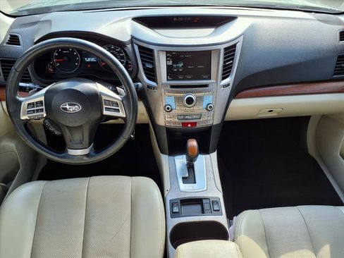 Used 2014 Subaru Outback 2.5i Limited image 4