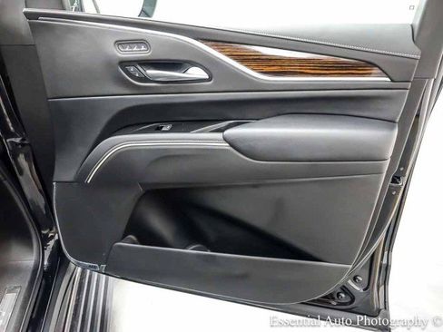 Used 2023 Cadillac Escalade Premium Luxury w/ LPO, Radiant Package AWD/4WD image 36