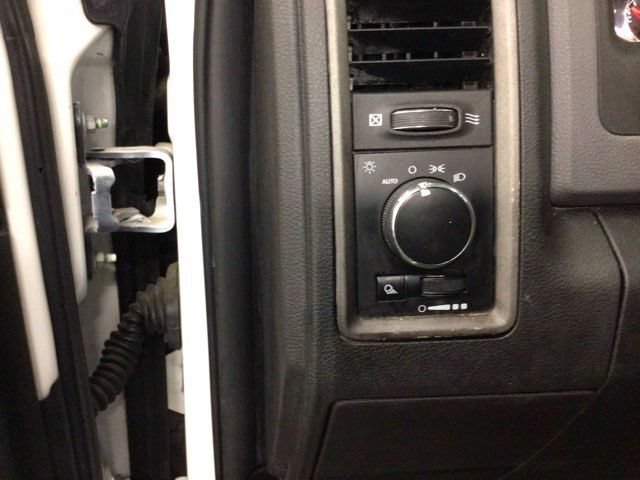 Used 2018 RAM 1500 Express RWD image 19
