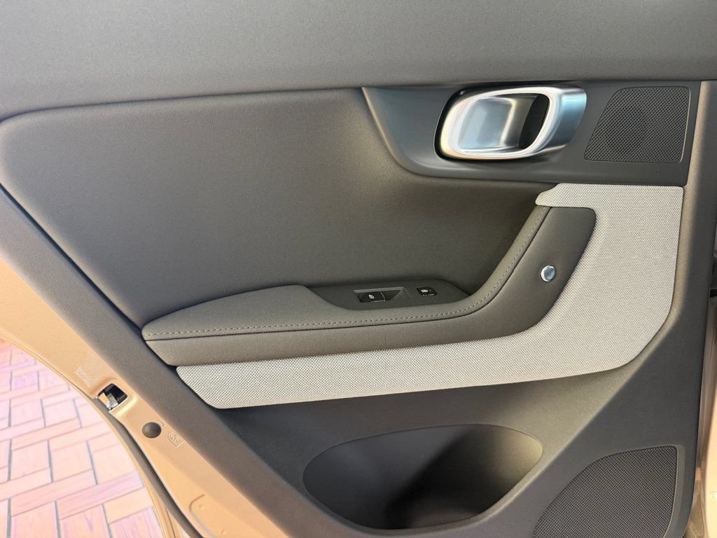 Used 2024 Polestar Polestar 2 AWD/4WD image 21