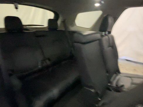 Certified 2023 Honda Pilot Touring image 24