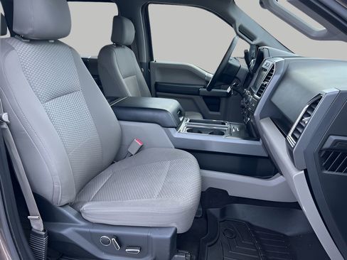 Used 2016 Ford F150 XLT w/ Equipment Group 302A Luxury image 39