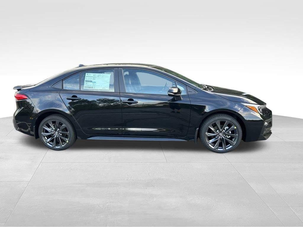 New 2026 Toyota Corolla SE w/ SE Package FWD image 6