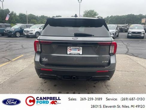 Certified 2025 Ford Explorer ST-Line w/ Premium Package AWD/4WD image 4