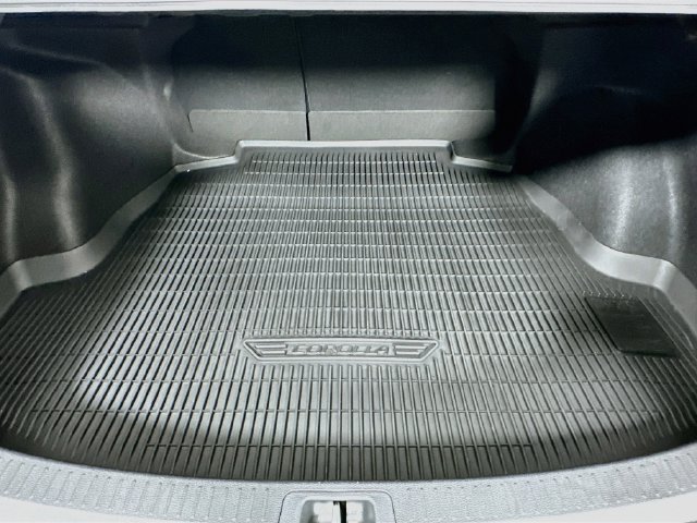 Certified 2024 Toyota Corolla SE FWD image 27