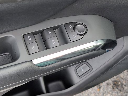 Certified 2026 Chevrolet Traverse LT w/ LPO, Floor Liner Package image 17