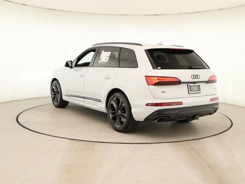 New 2026 Audi Q7 3.0T Premium Plus image 4