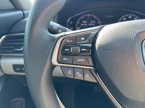 Used 2018 Honda Accord LX image 22