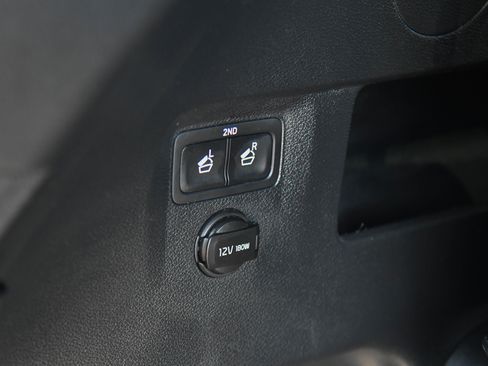 Used 2022 Kia Telluride LX image 41