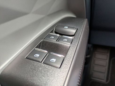 New 2025 Ford Maverick XL image 24