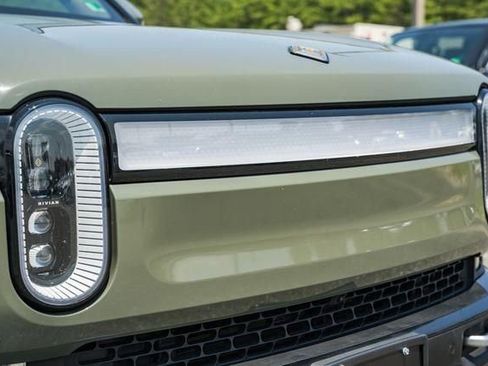 Used 2023 Rivian R1S Launch Edition image 31