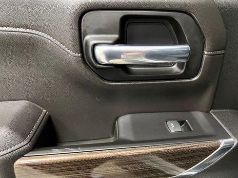 Used 2022 Chevrolet Silverado 1500 LT Trail Boss w/ Bed Protection Package image 40