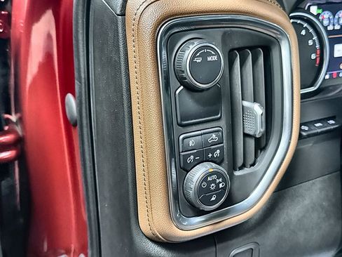 Used 2021 Chevrolet Silverado 1500 High Country w/ Technology Package RWD image 16