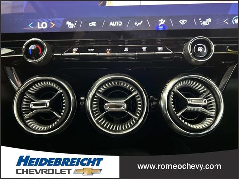 Used 2024 Chevrolet Blazer EV LT AWD/4WD image 23