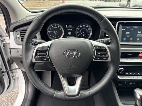 Used 2019 Hyundai Sonata SEL w/ Tech Package 02 image 23