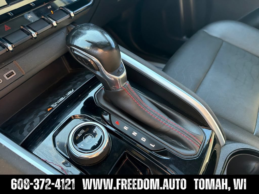 Used 2023 Chevrolet Colorado Z71 w/ Z71 Convenience Package 2 AWD/4WD image 24