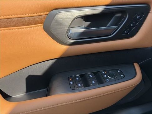 New 2026 Nissan Armada SL image 11