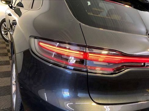 Certified 2026 Porsche Macan AWD/4WD image 30