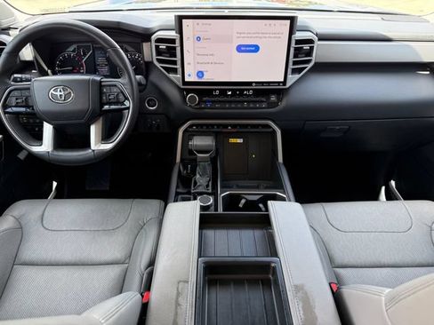 Used 2023 Toyota Tundra Limited AWD/4WD image 27