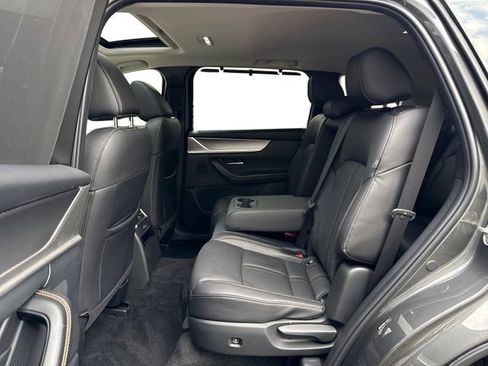 Used 2024 MAZDA CX-90 3.3 Turbo w/ Preferred Plus image 11