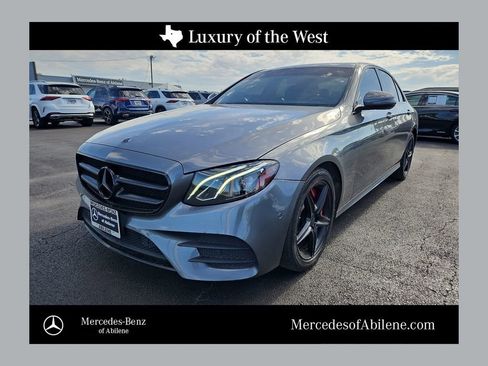 Certified 2017 Mercedes-Benz E 300 4MATIC image 1