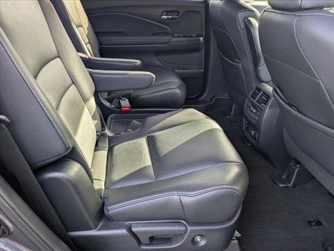 Used 2019 Honda Pilot Touring image 23