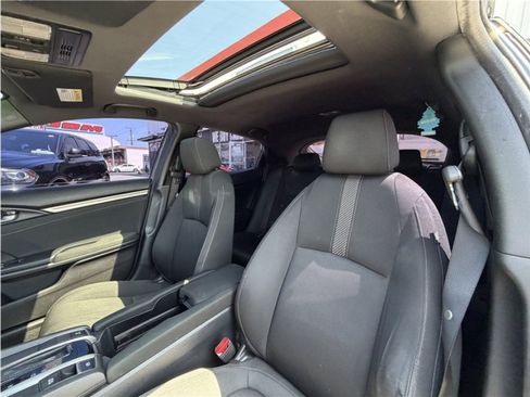 Used 2019 Honda Civic EX image 19