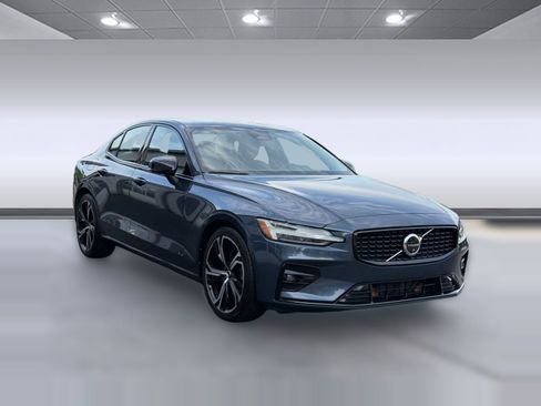Used 2024 Volvo S60 B5 Plus FWD image 7