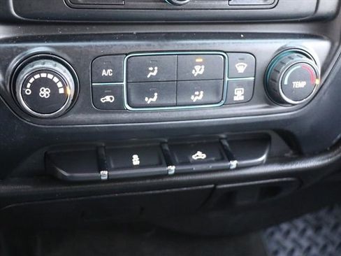 Used 2017 Chevrolet Silverado 1500 Custom w/ Custom Convenience Package image 22