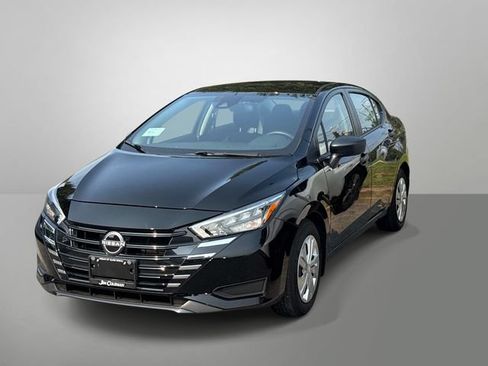 Certified 2025 Nissan Versa S w/ Trunk Package FWD image 1