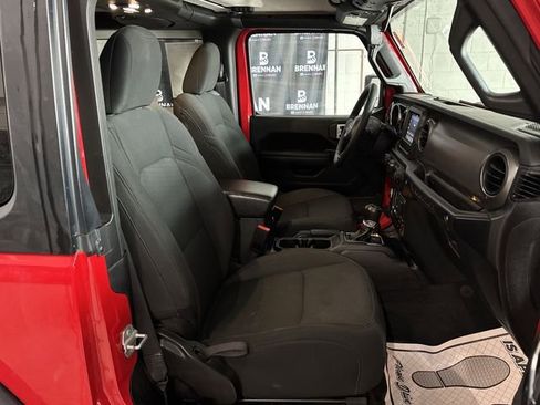 Used 2022 Jeep Wrangler Sport S image 28
