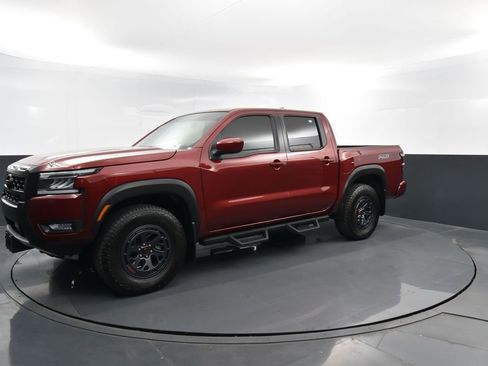 Used 2025 Nissan Frontier PRO-4X AWD/4WD image 1