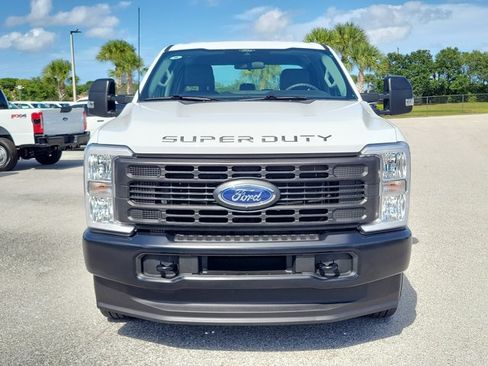 Used 2025 Ford F250 XL w/ 360-Degree Camera Package AWD/4WD image 2