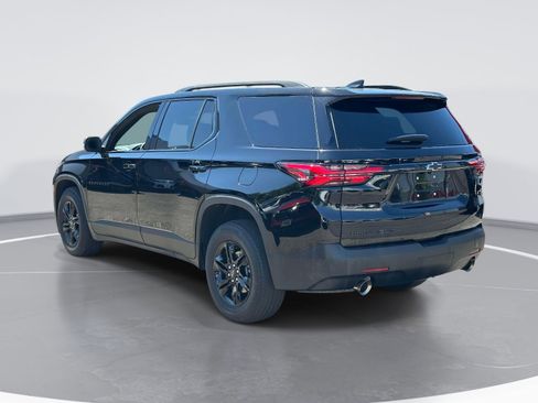 Used 2023 Chevrolet Traverse LT w/ Midnight/Sport Edition AWD/4WD image 7