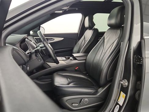 Used 2019 Lincoln Nautilus Reserve image 13