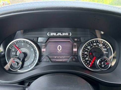 Used 2023 RAM 1500 Laramie AWD/4WD image 29