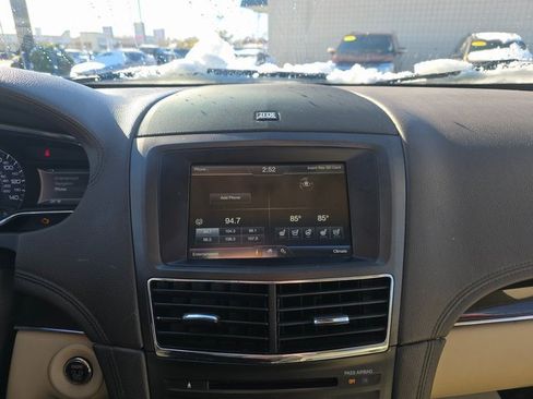 Used 2014 Lincoln MKT AWD w/ Equipment Group 201A image 16