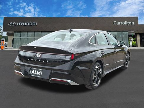 New 2026 Hyundai Sonata SEL FWD image 6