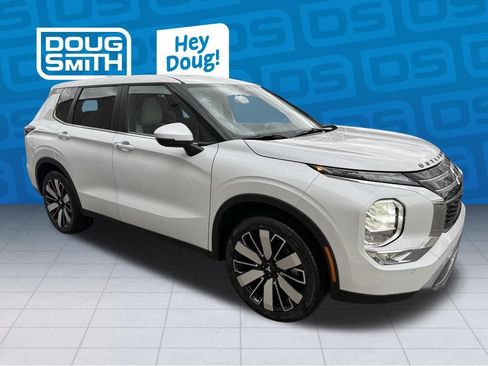 New 2026 Mitsubishi Outlander SE image 5