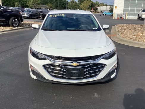 Used 2023 Chevrolet Malibu LT image 4