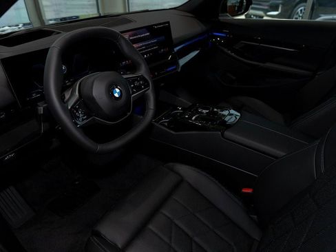 Used 2026 BMW 530i xDrive w/ Premium Package AWD/4WD image 15