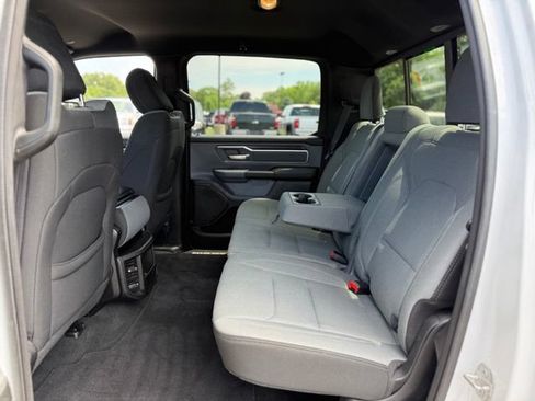Used 2022 RAM 1500 Big Horn AWD/4WD image 13