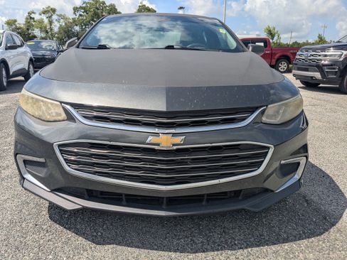 Used 2017 Chevrolet Malibu LS FWD image 8