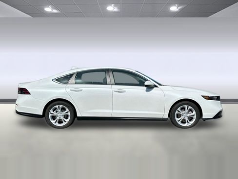New 2026 Honda Accord LX image 7