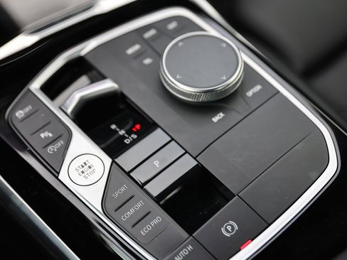 Used 2023 BMW 230i xDrive Coupe w/ Convenience Package image 27