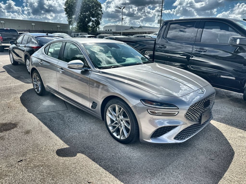 Used 2022 Genesis G70 2.0T RWD image 11