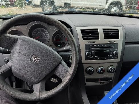 Used 2010 Dodge Avenger SXT FWD image 11