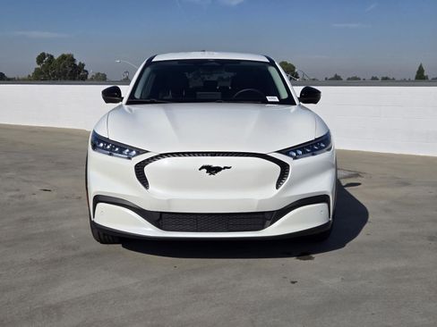 Used 2023 Ford Mustang Mach-E Select image 3