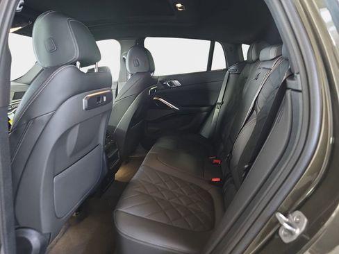 New 2026 BMW X6 xDrive40i w/ Premium Package image 9
