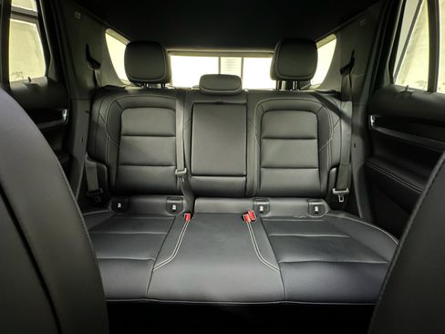 Used 2025 GMC Terrain Elevation w/ Elevation Premium Package AWD/4WD image 25